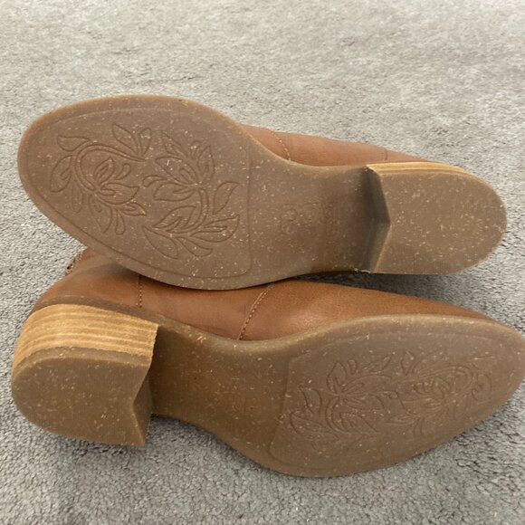 New BOC By BORN Tan Lucy Bootie 7.5-8 - Picture 6 of 8